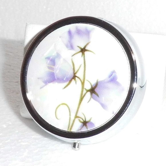 Pill Box/Case - Picture 1 of 2